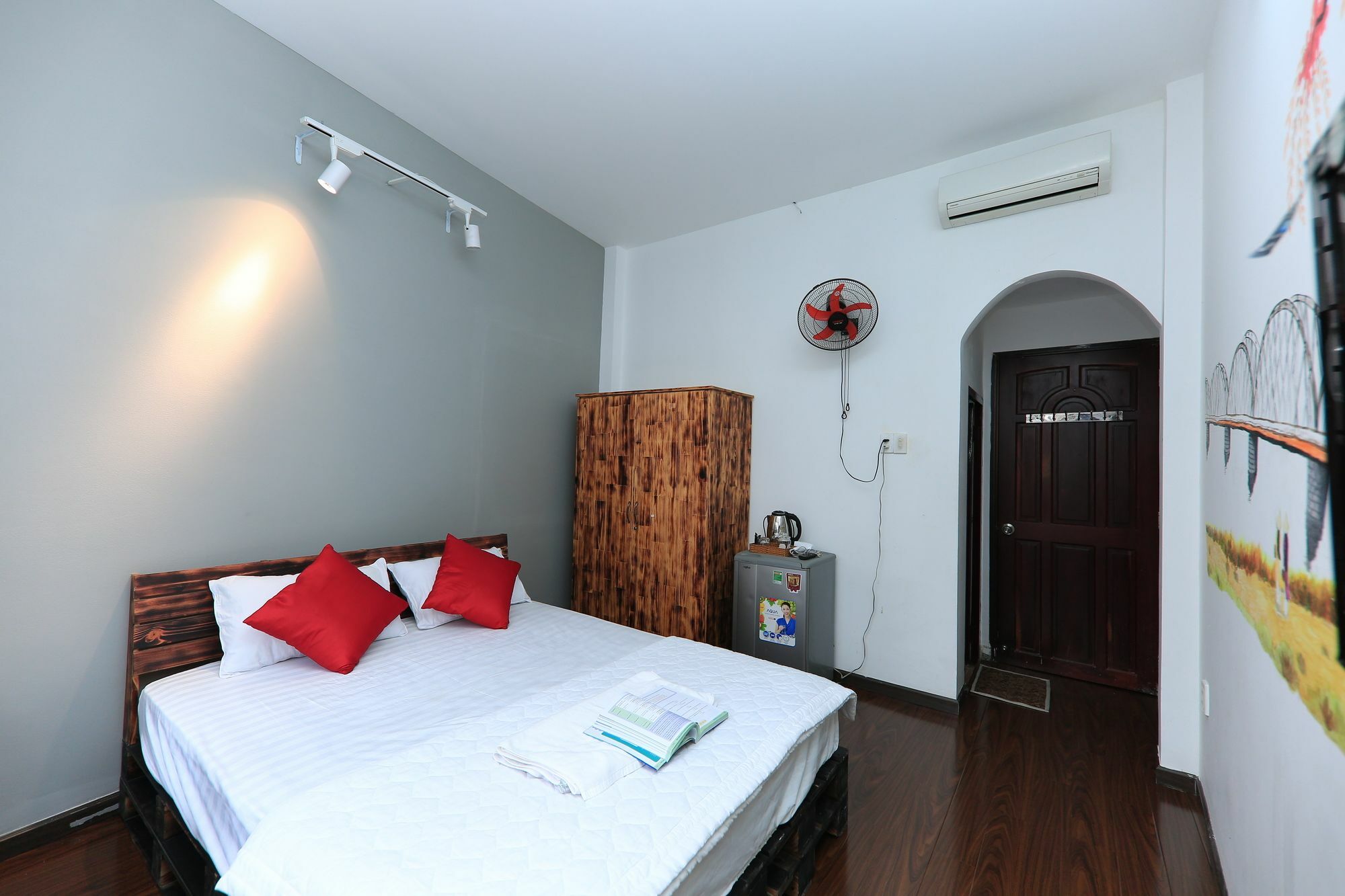 Cucu Hostel Хошимин Экстерьер фото