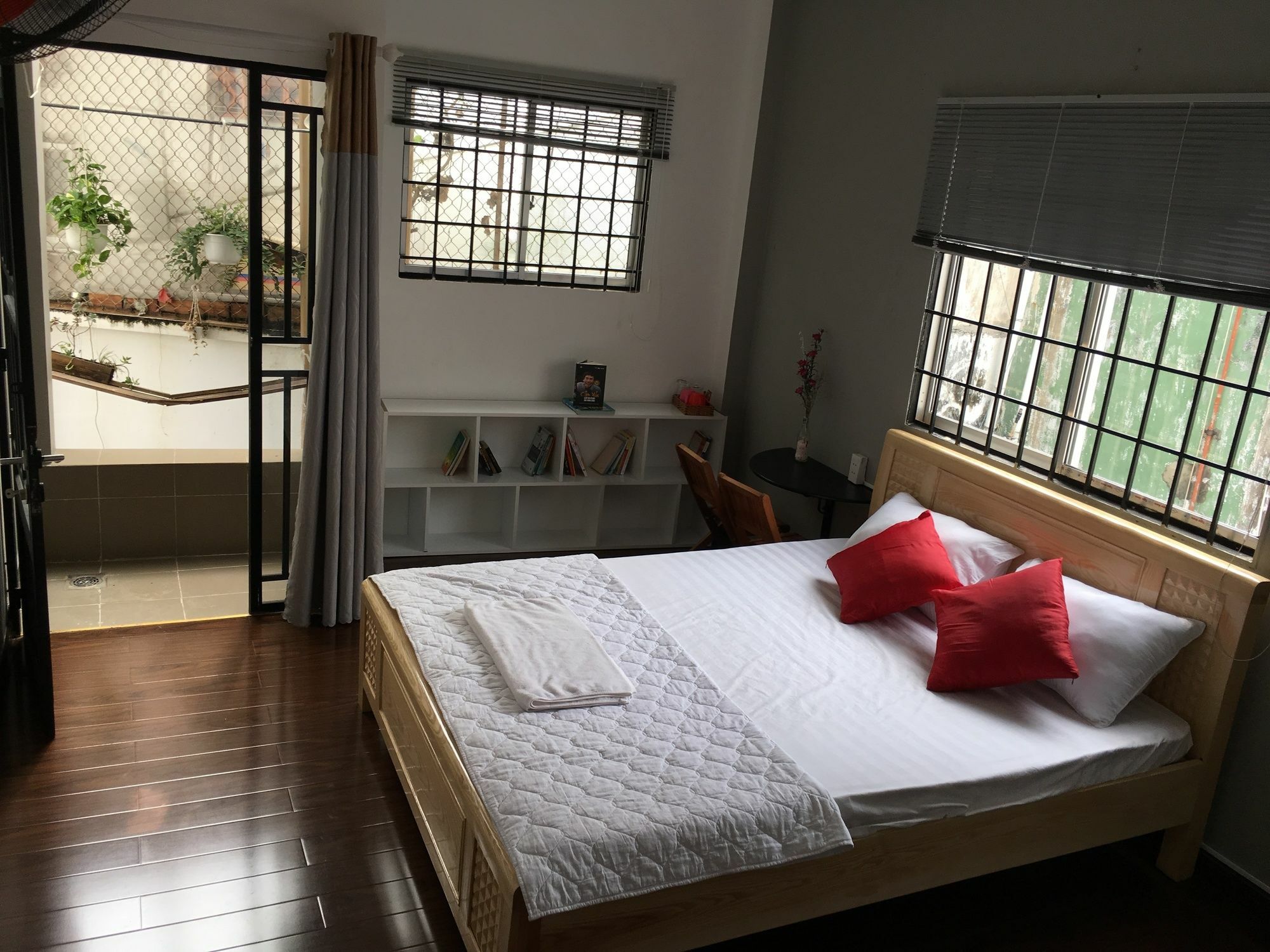 Cucu Hostel Хошимин Экстерьер фото