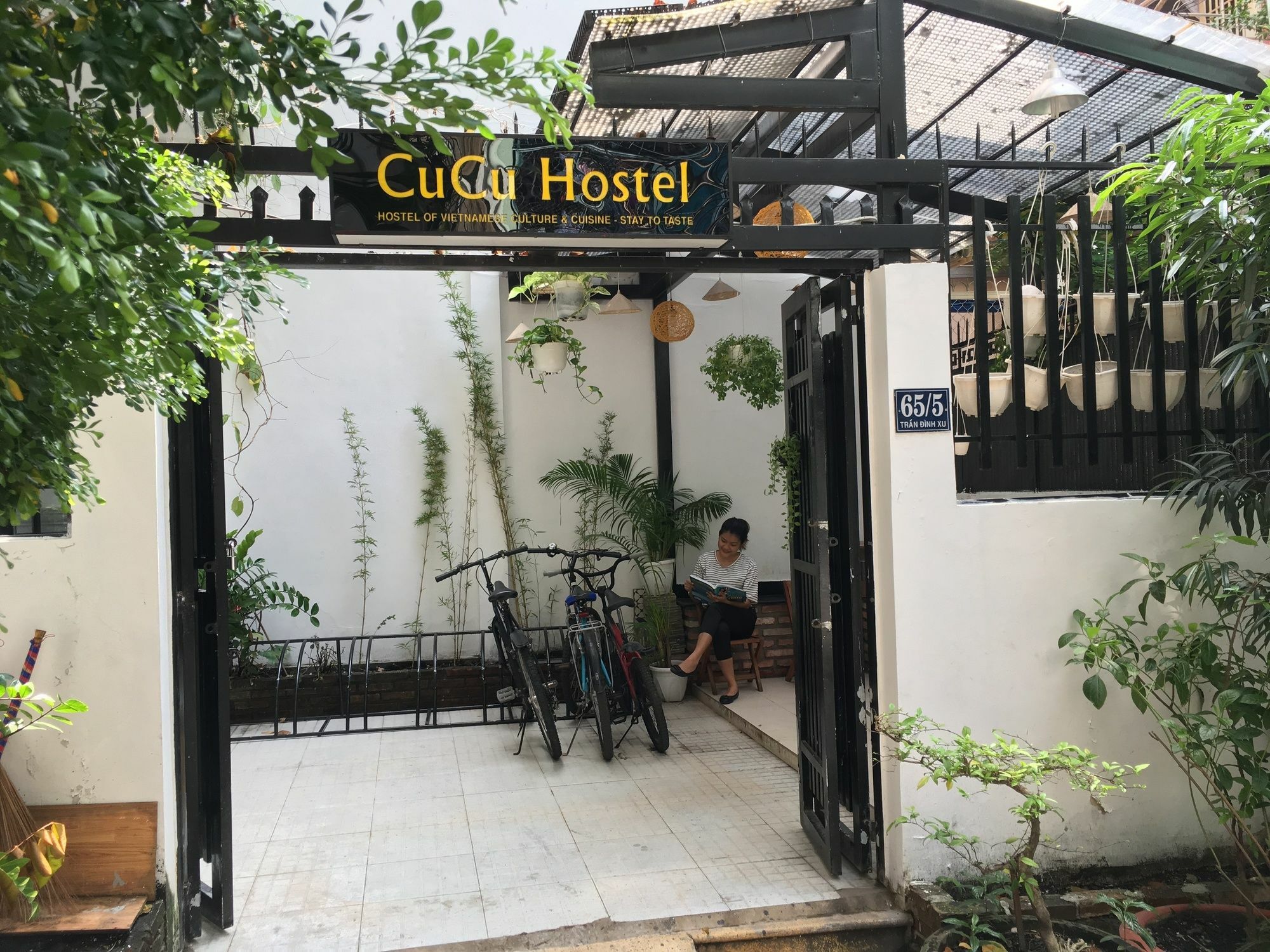 Cucu Hostel Хошимин Экстерьер фото